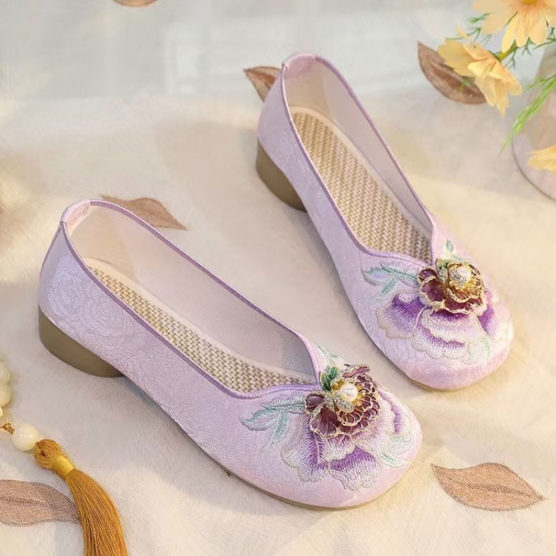 Embroidery Fabric - Kadın Düşük Topuk İşlemeli Kumaş Ayakkabı